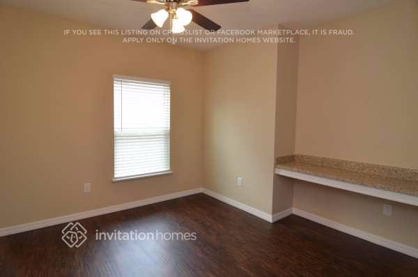 Building Photo - 5194 Deltona Blvd