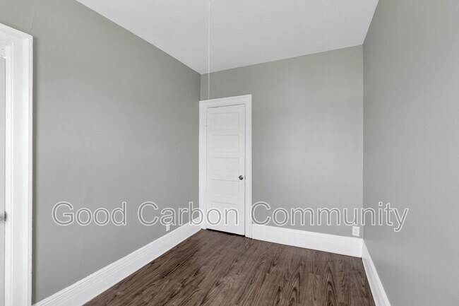 Building Photo - 1073 Grant St
