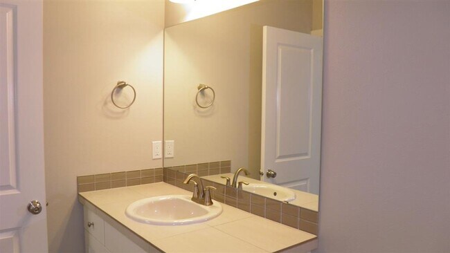 Building Photo - 20780 SE Shea Court