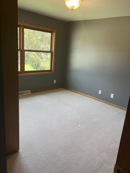 Bedroom 1 (2) - N5223 Tamarack Ln