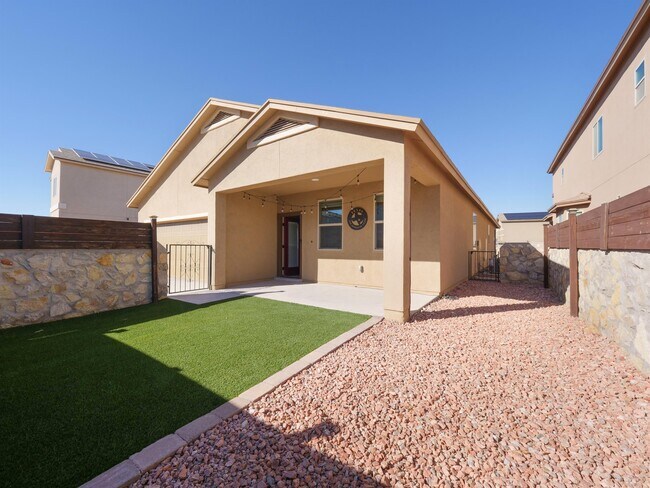 Building Photo - 14436 Alyssa Marie