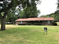 Building Photo - 8530 Choctaw Dr