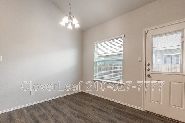 Building Photo - 614 Ashers Pl