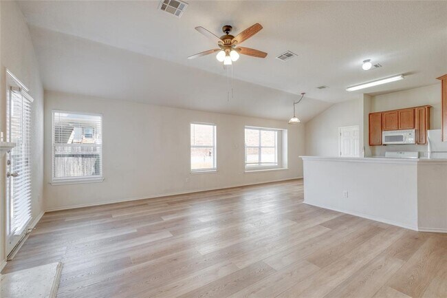 Building Photo - 1538 Haynie Bend