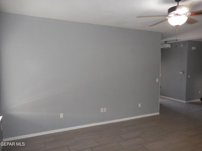 Building Photo - 12867 Ivelet Ct