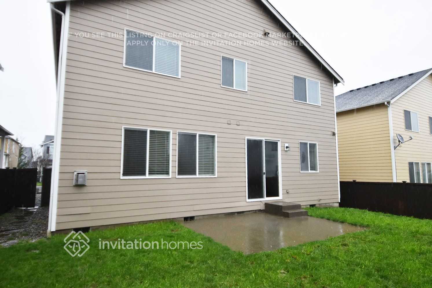 Building Photo - 2020 197th St Ct E