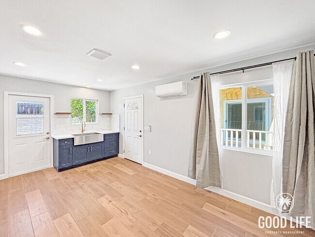 Building Photo - zIsla Vista Dr