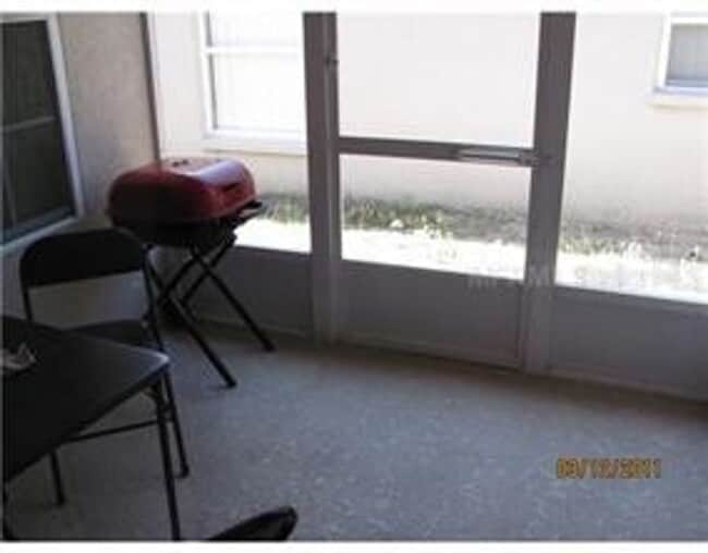 Building Photo - 136 Grantham Dr