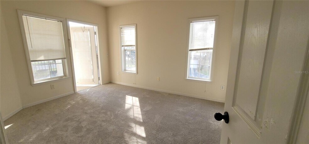 Second bedroom with door onto the patio - 3707 Conroy Rd