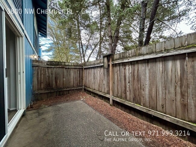 Building Photo - 3800 NW Chemult Pl