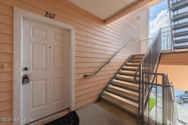 Building Photo - 8227 Lobster Bay Ct