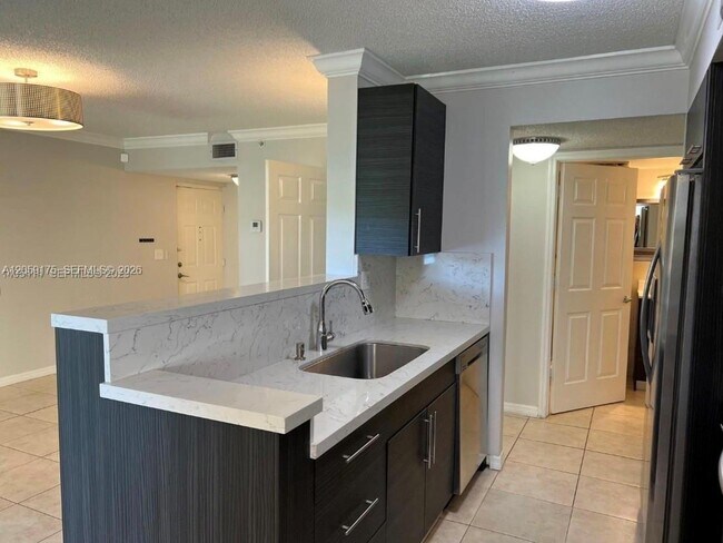 Building Photo - 2600 S University Dr