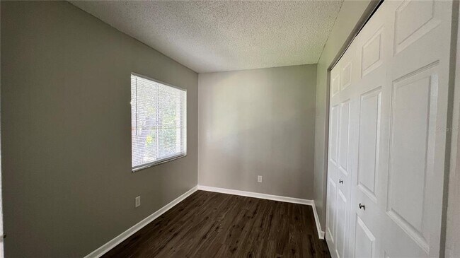 Building Photo - 632 Pavare Ct