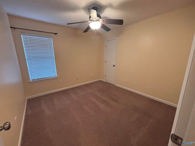 Building Photo - 140 Freedom Way