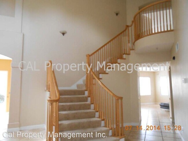 Building Photo - 5 br, 3 bath House - 6 Hidden Creek Circle