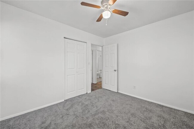 Building Photo - 4488 Richard Rd