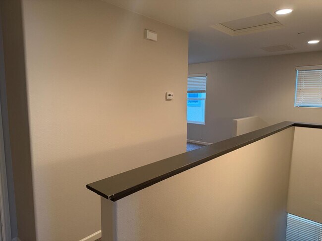 Building Photo - 3569 Magnificent Way