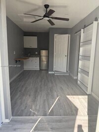 Building Photo - 17082 SW 149th Ct