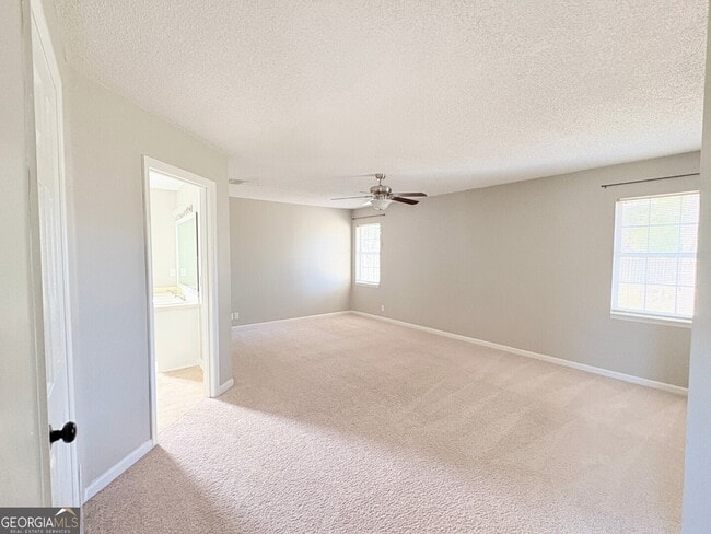 Building Photo - 1108 Sussex St