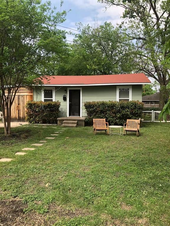 Primary Photo - 602 Genard St