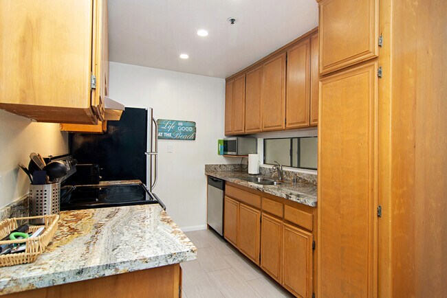 Building Photo - 4007 Everts St
