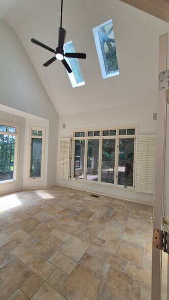 Building Photo - 4413 Turnberry Cir