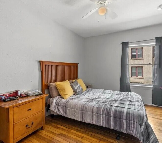 Building Photo - 748 N 34th St