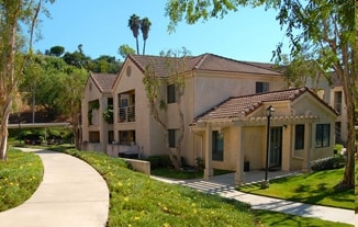 Building Photo - Whispering Fountains at Diamond Bar