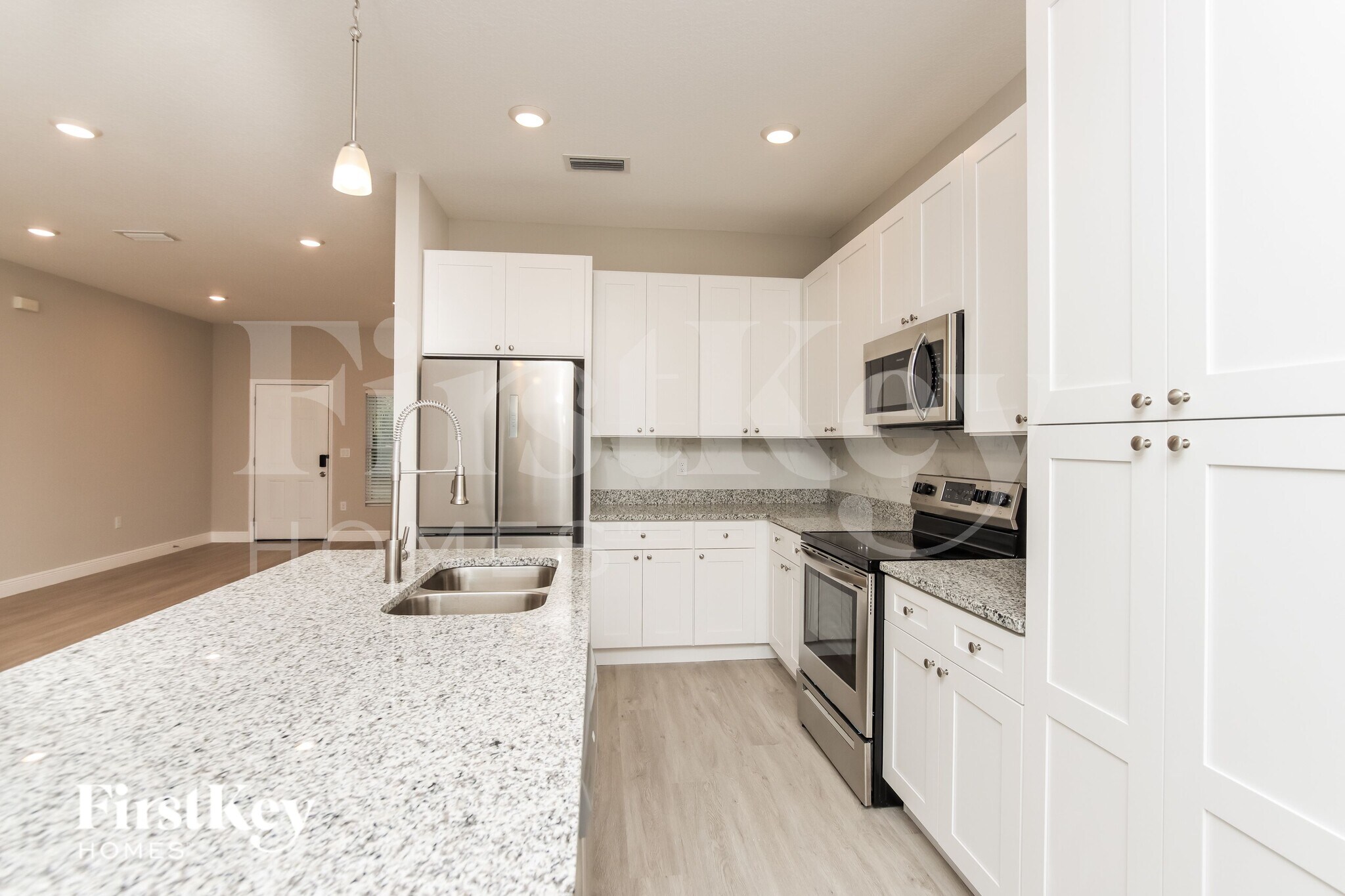 Building Photo - 150 Warwick St SE