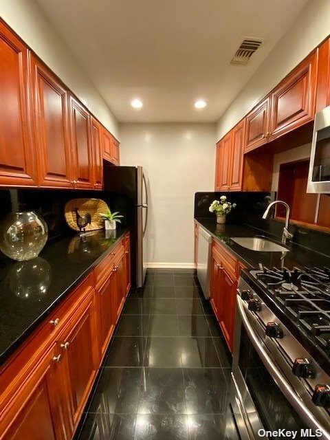 Building Photo - 408 Lake Pointe Dr
