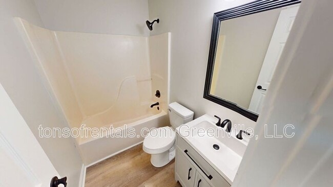 Building Photo - 407 Windy Meadow Way