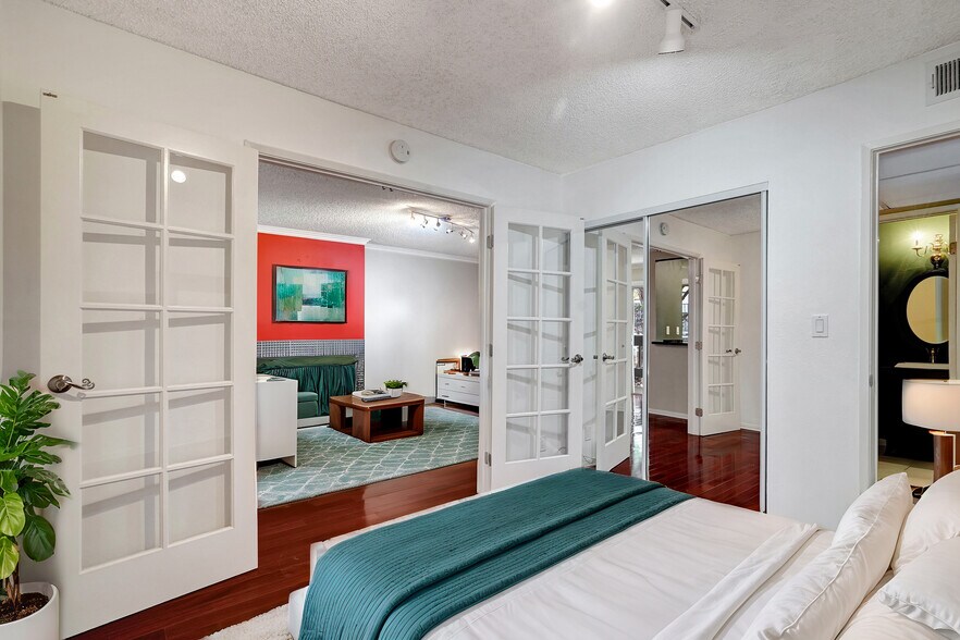 Building Photo - 9103 Summertime Ln