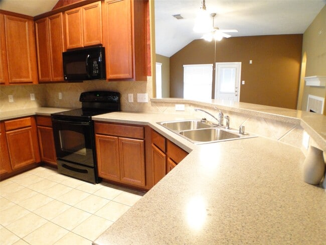 Building Photo - 5414 Trammel Dr