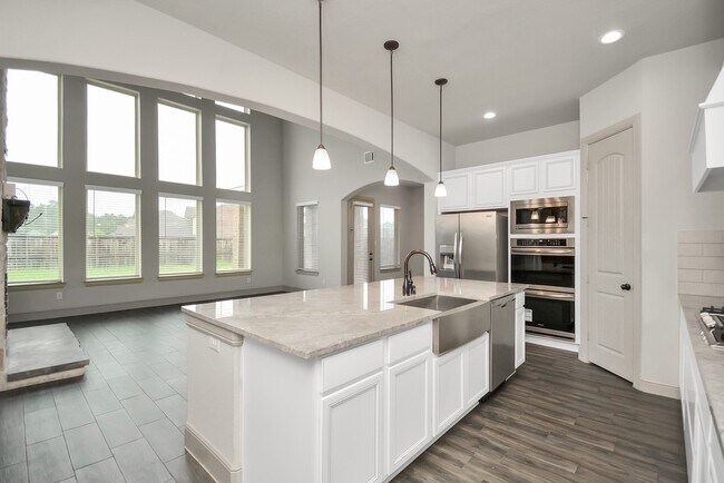 Building Photo - 22368 Misty Woods Ln