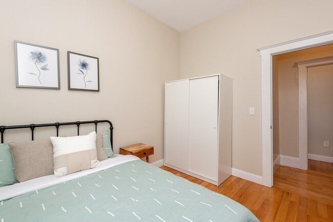 Building Photo - 23 Atlantic St