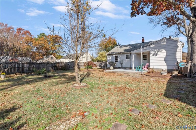 Building Photo - 513 Wesley St