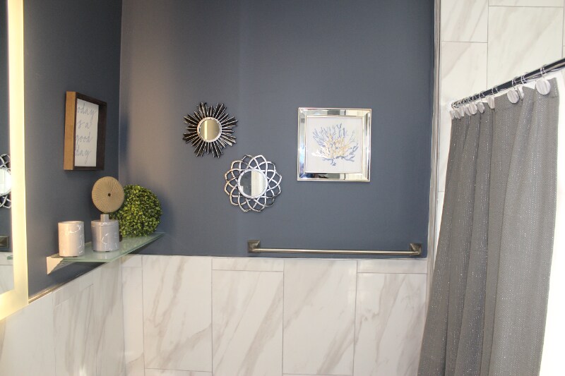 Building Photo - 2110 38th St SE