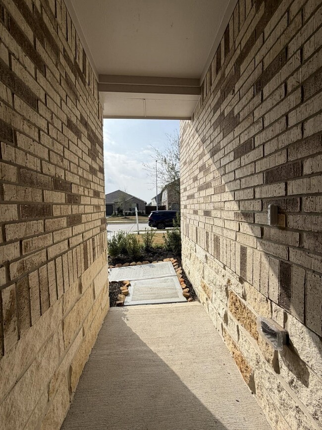 Building Photo - 2527 Gray Gale Ct