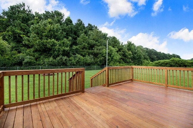 Building Photo - ADORABLE 3 BR | 2 BA Home in Goldsboro *Lawn Care Included!*