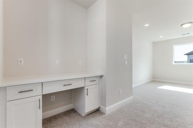 Building Photo - 11692 Chepstow Crescent Ct