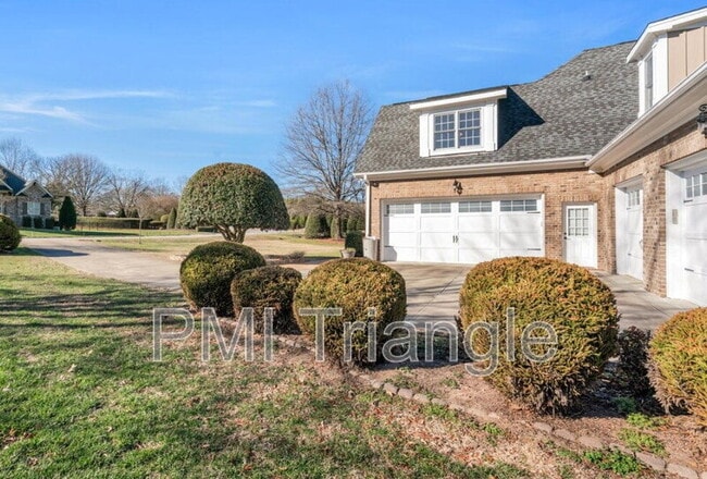 Building Photo - 3705 Westbury Lake Dr