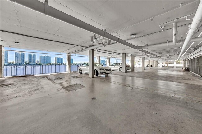 Building Photo - 17600 N Bay Rd
