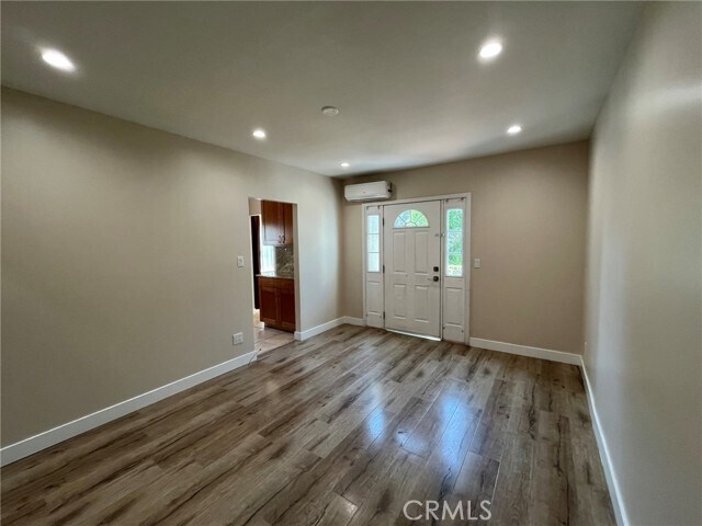 Building Photo - 430 Lincoln Ave