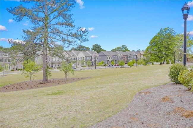 Building Photo - 3335 Park Pointe Cir