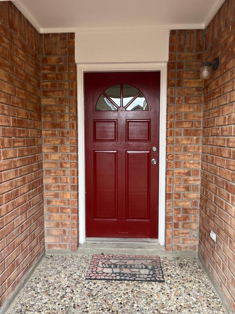 Building Photo - 1802 Bobcat Ln