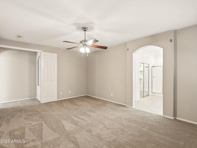 Building Photo - 541 N Scott Dr