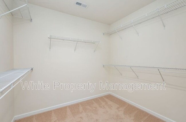 Building Photo - 15642 Canmore Street