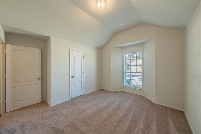 Building Photo - 2612 Redcedar Dr