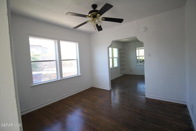 Building Photo - 3200 Richmond Ave