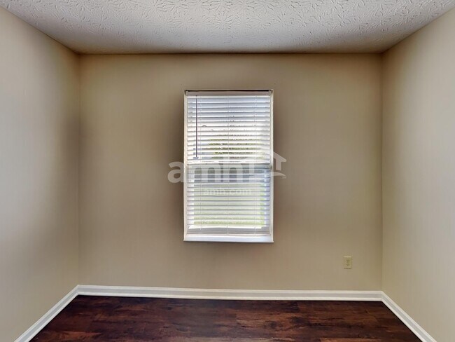 Building Photo - 2967 Wallcrest Blvd